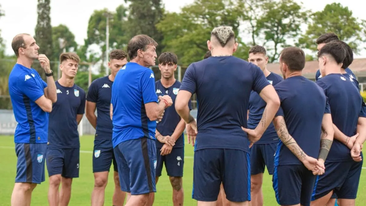 Atlético llega enchufado al duelo con Talleres con ensayos en doble turno