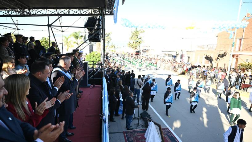 Trancas: Jaldo encabezó los actos oficiales por el Día de la Bandera