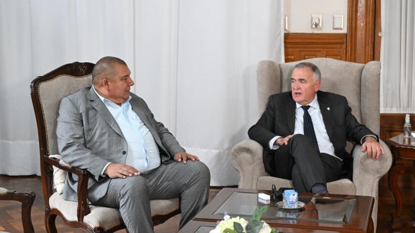 El Gobernador analizó con el legislador Argañaraz el avance de obras viales e hídricas en Leales
