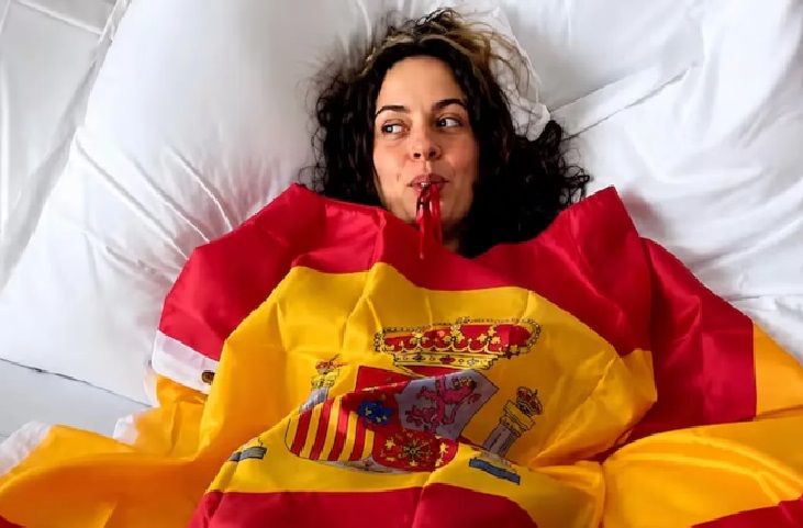Rosalía se disculpó públicamente por su gesto contra Argentina tras la final del Mundial
