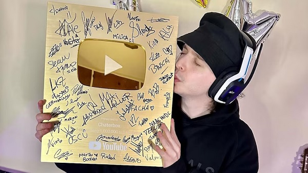 Quién era Chatterbox, el youtuber que murió en un trágico accidente junto a su padre