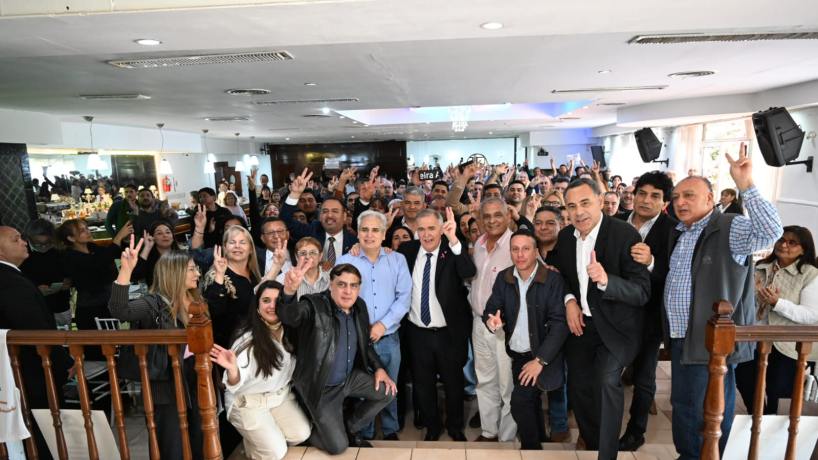 Jaldo reunió a más de 250 docentes de ATEP y AMET y destacó el rol de la educación pública