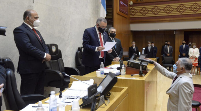 Manzur participó de la asunción del legislador Rodríguez